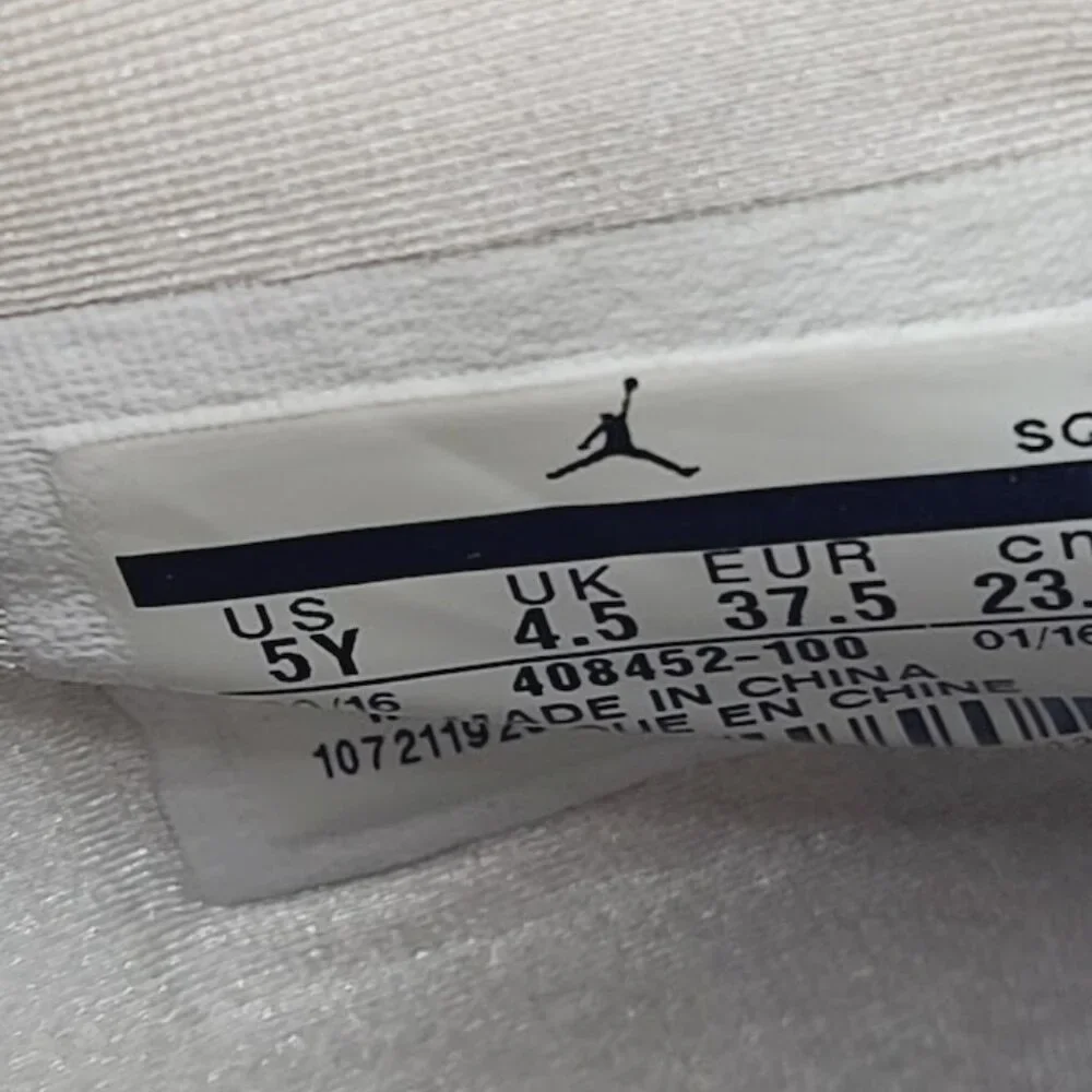 Jordan‎ Boy's White 4 Retro BG 408452-100 Low-Top Casual Sneaker Size 5Y